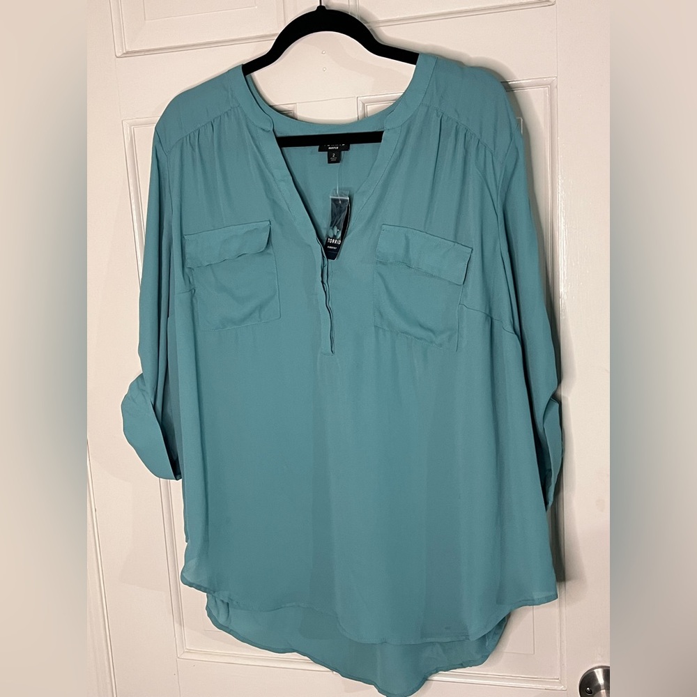 Torrid Teal Harper Notch-Neck Tunic Blouse torrid size 2 or 18-20 - Picture 2 of 6